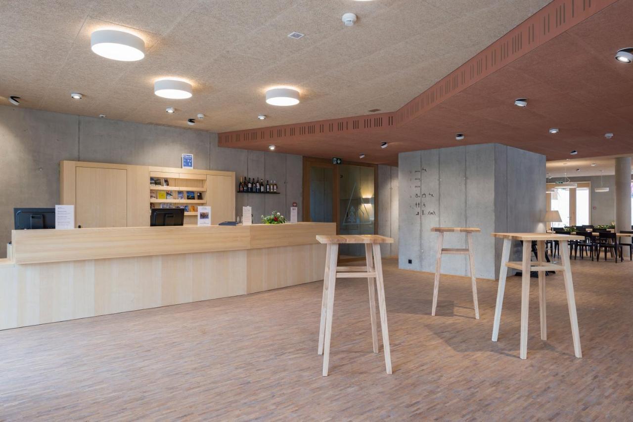 Saanen Gstaad Youth Hostel Zewnętrze zdjęcie