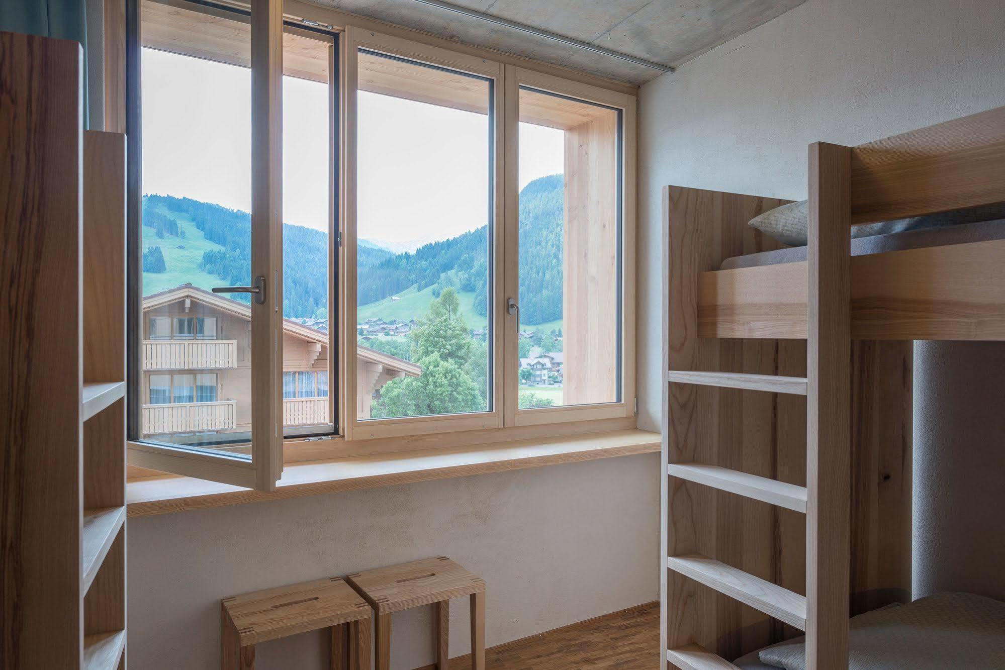 Saanen Gstaad Youth Hostel Zewnętrze zdjęcie
