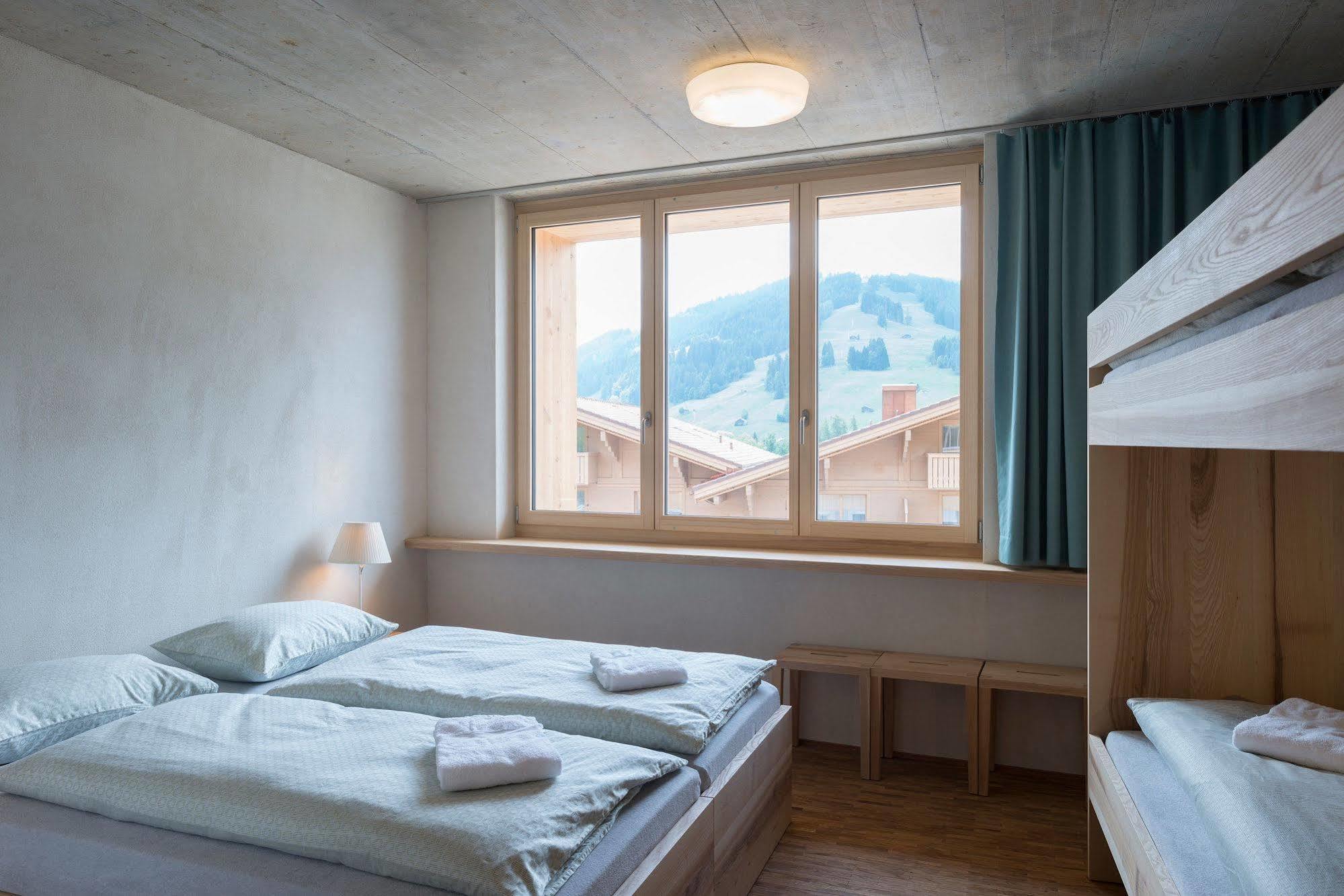 Saanen Gstaad Youth Hostel Zewnętrze zdjęcie