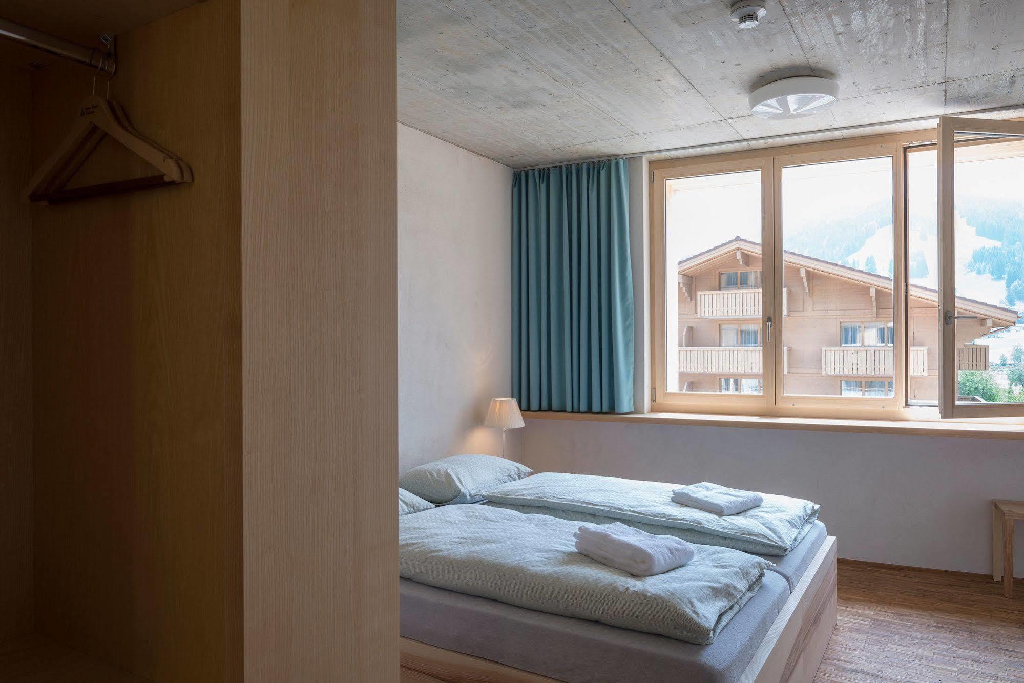 Saanen Gstaad Youth Hostel Zewnętrze zdjęcie
