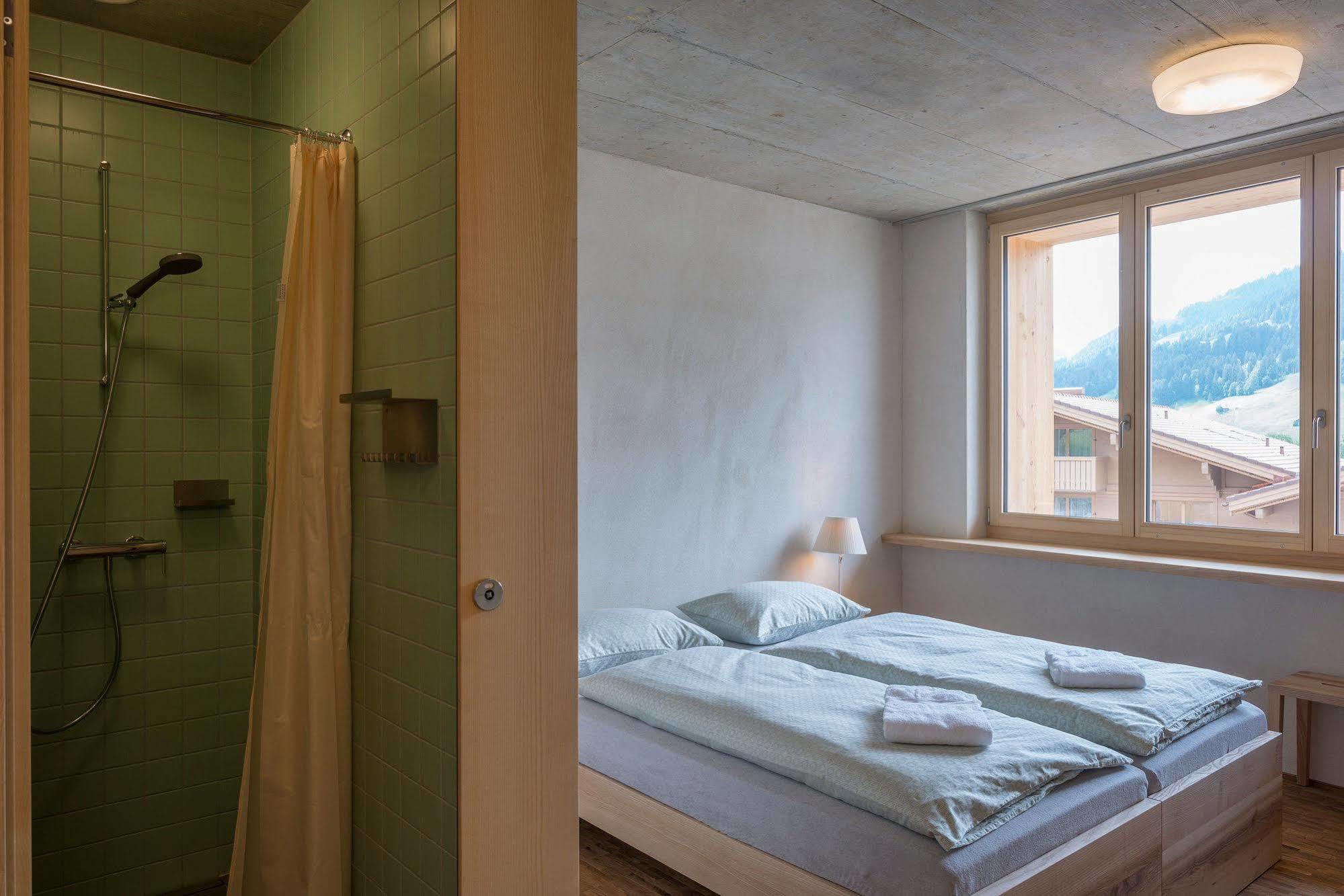 Saanen Gstaad Youth Hostel Zewnętrze zdjęcie